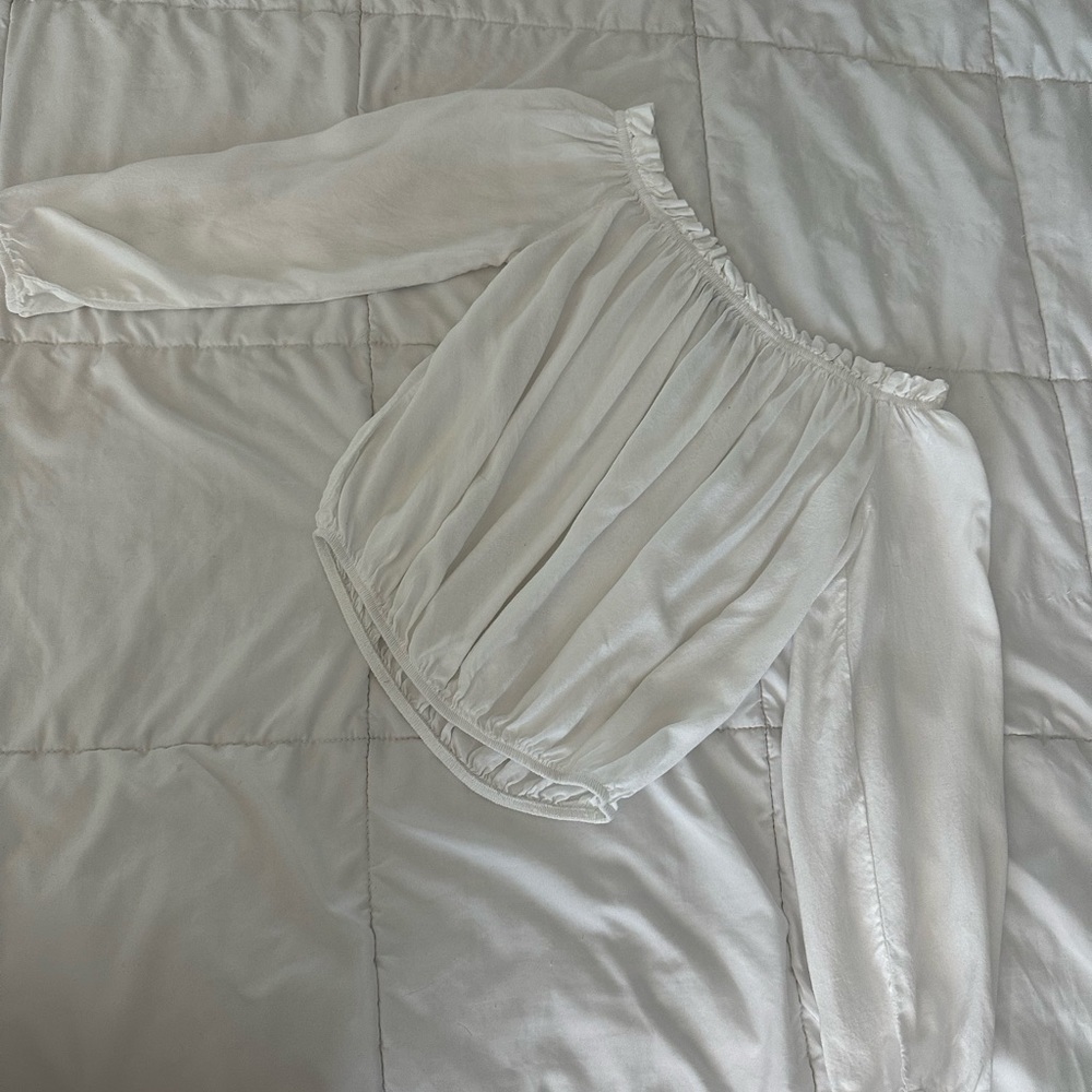 Brandy Melville Maura White Off-the-Shoulder Top